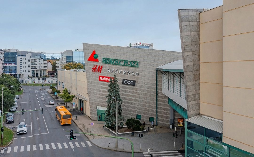 Új köntöst kap a Miskolc Plaza!